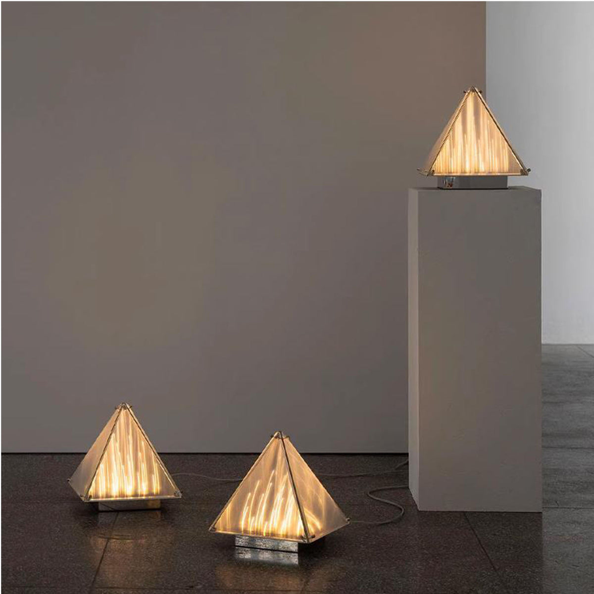 Fragment Table Lamp