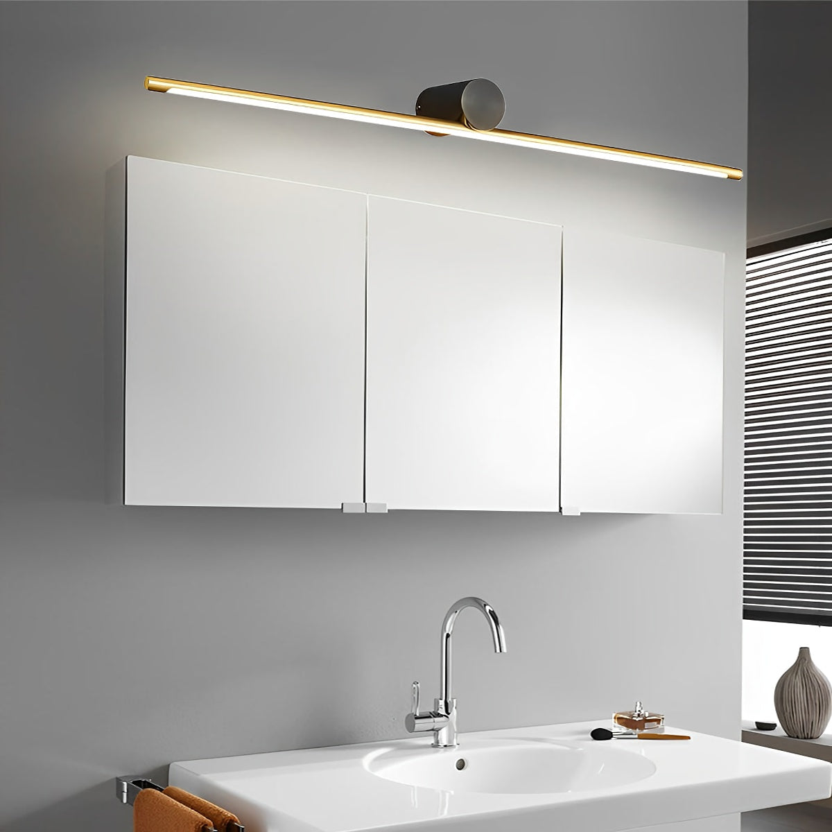Koge Sleek Design Black LED Wall Lamp