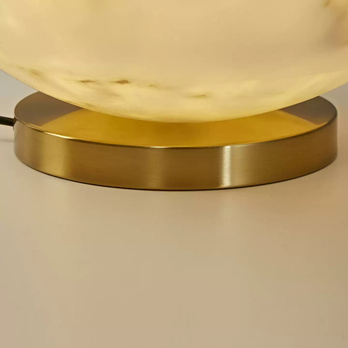 Simple Snowflake Moon Table Lamp