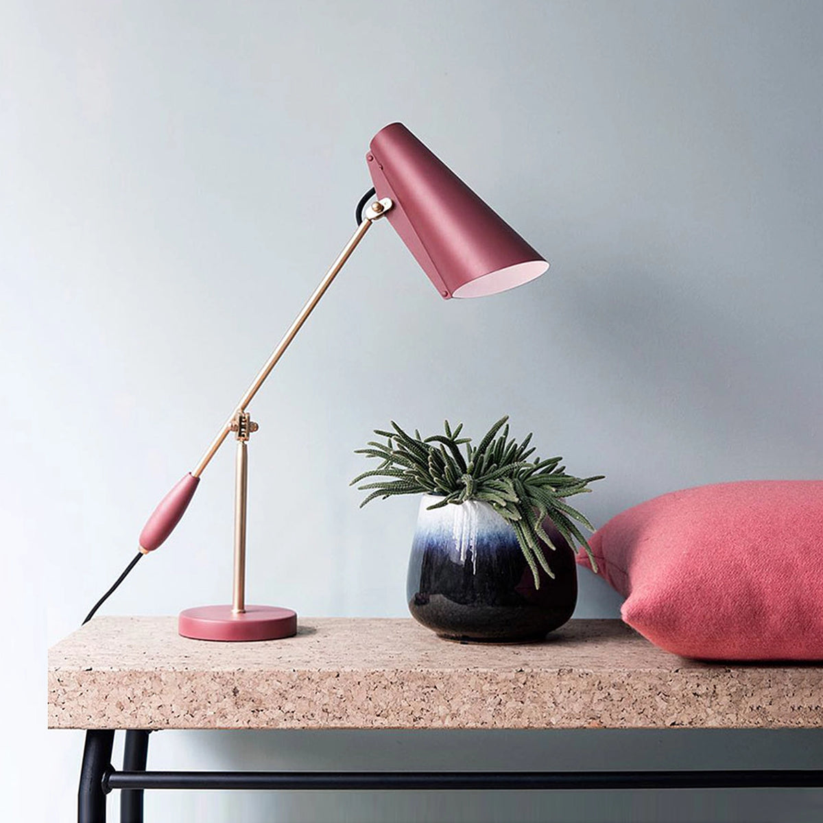 Pranavi Birdy Table Lamp