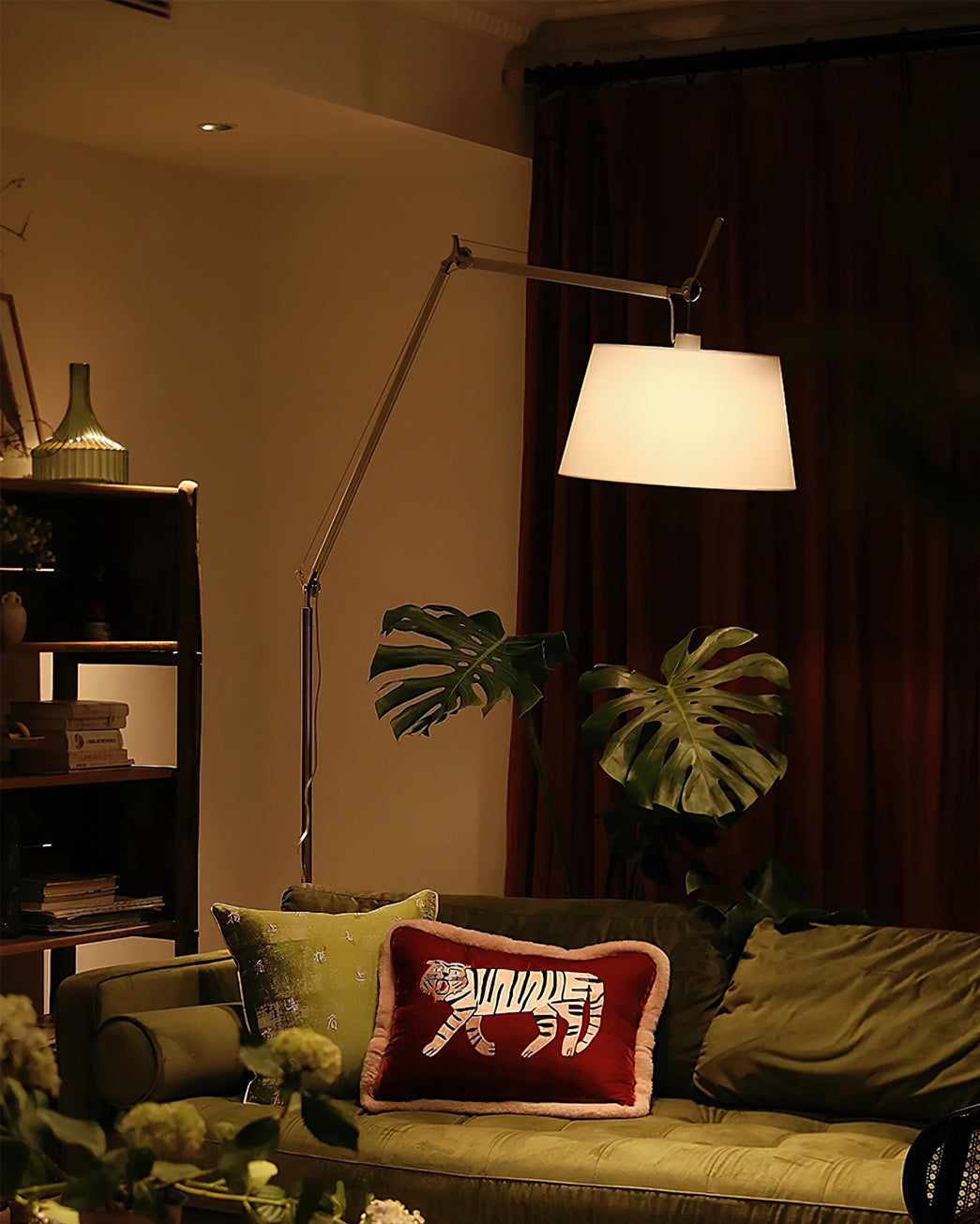 Tolomeo Floor Lamp