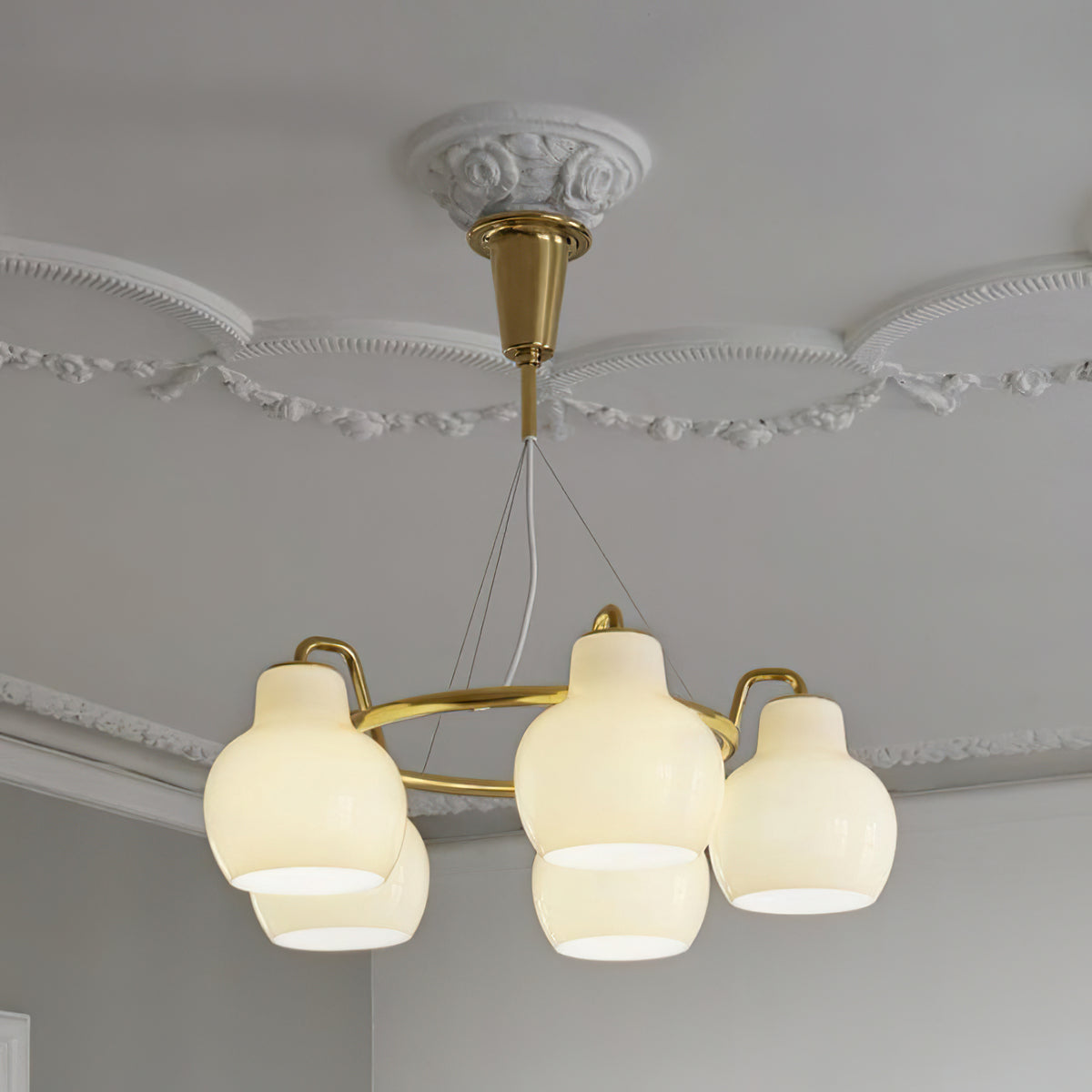 VL Ring Crown 7 Chandelier