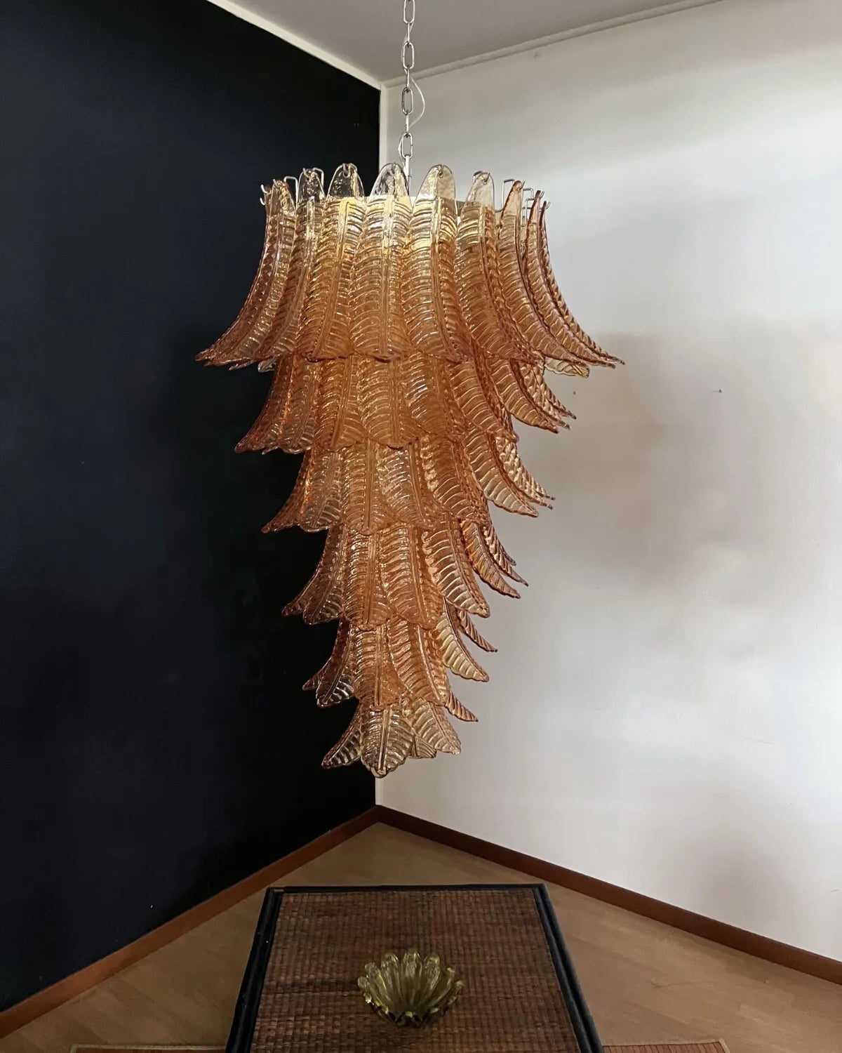 Italian exquisite Murano slender chandelier